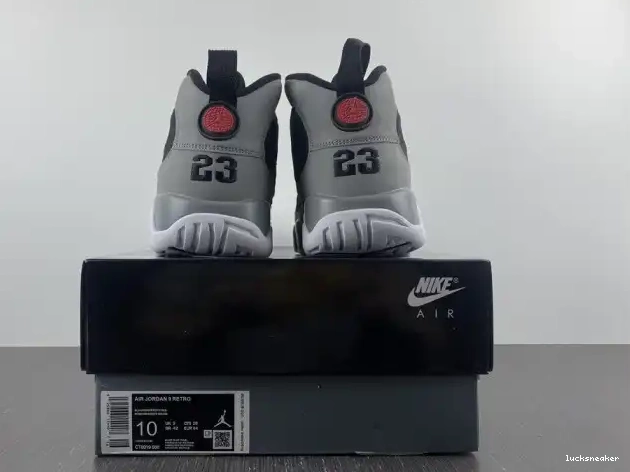 Reps LUCY CT8019-060 9 Jordan Grey Retro Particle 0529